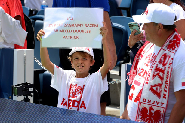 Kibice Igi Świątek podczas meczu III rundy turnieju tenisistek WTA 1000 w Cincinnati z Ukrainką Martą Kostiuk