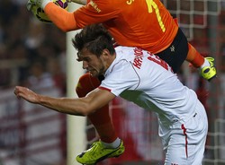Liga hiszpańska: Świetny mecz Krychowiaka. Sevilla dogoniła Barcelonę. WIDEO