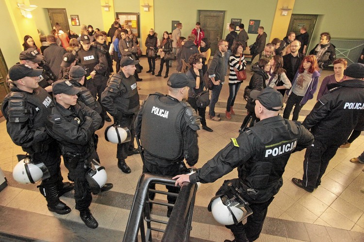 Wykład o gender na Uniwersytecie Ekonomicznym w Poznaniu przerwany. Interweniowała policja