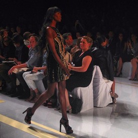 Naomi Campbell büszkén vonult Diane von Fürstenberg show-ján.