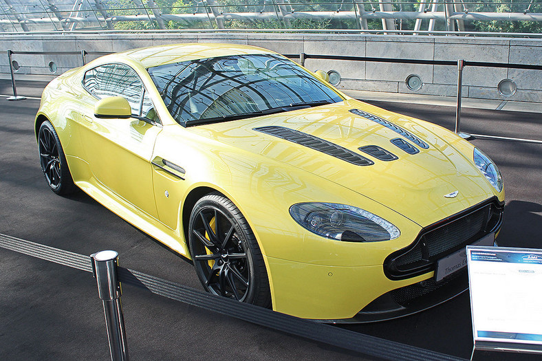 Aston Martin V12 Vantage S