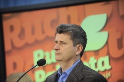 Palikot chce, by przerobić tupolewa na klamki i guziki