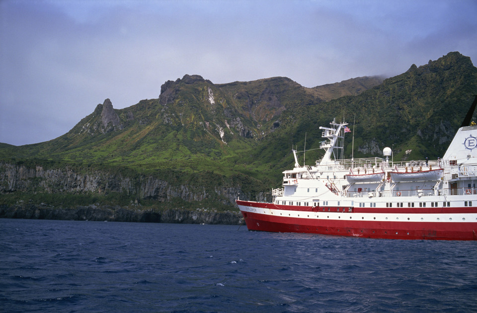 Tristan da Cunha - najbardziej oddalona zamieszkana wyspa na świecie