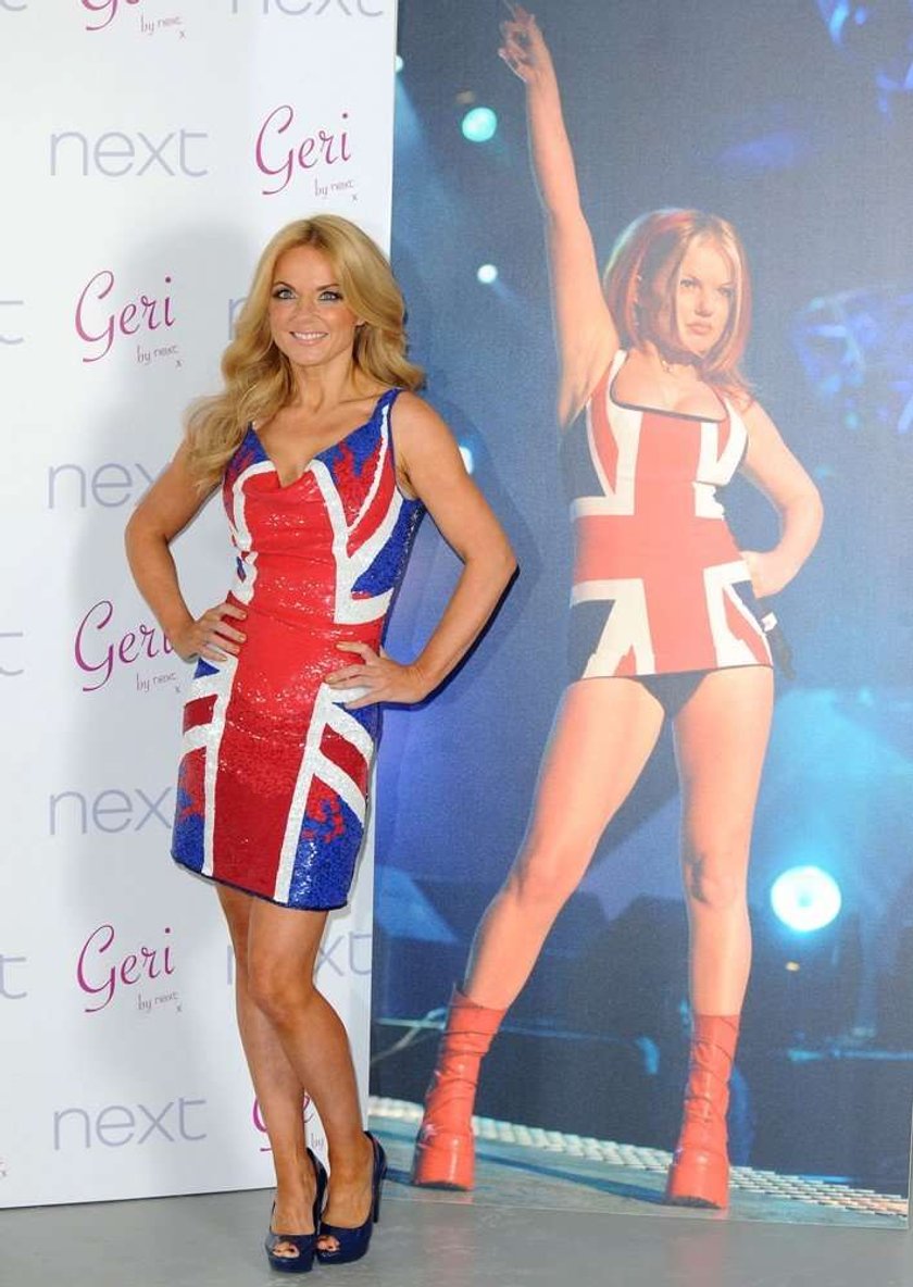 Sukienka Geri Halliwell Union Jack z motywem flagi brytyjskiej