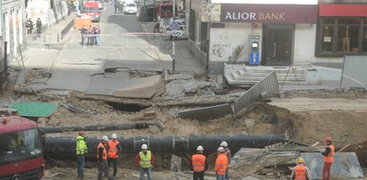 Zburzą nam stolicę Polski, by wybudować tam metro?