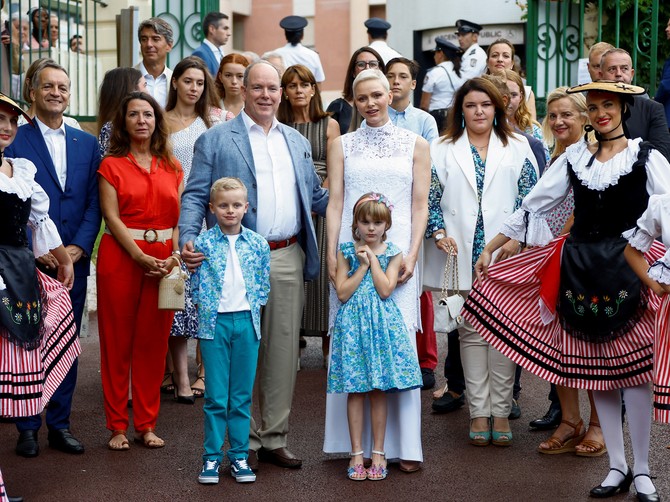 Princ Albert i princeza Šarlin sa decom