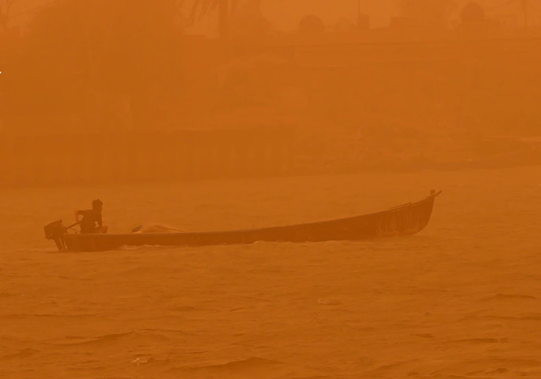 Peščana oluja u Iraku - Bagdad