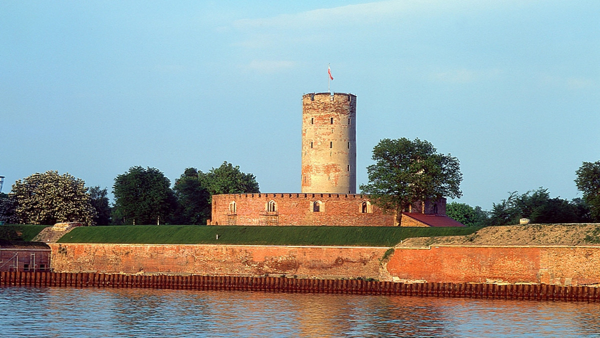 Zakończył się remont i konserwacja Bastionu Furta Wodna - ostatniego elementu zewnętrznych murów XVI-wiecznego fortu gdańskiej Twierdzy Wisłoujście. Prace przy bastionie pochłonęły ponad pięć mln zł.