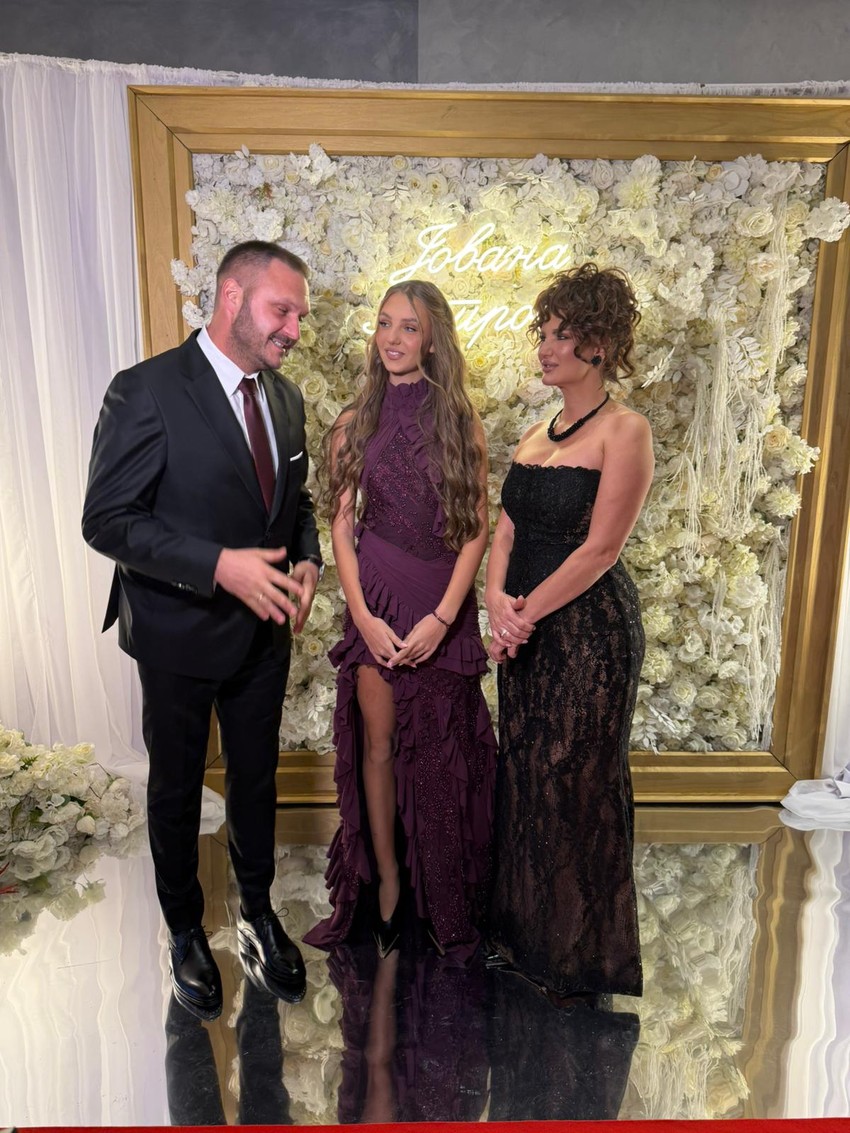 Slavlje 18. rođendana ćerke Dejana Petrovića