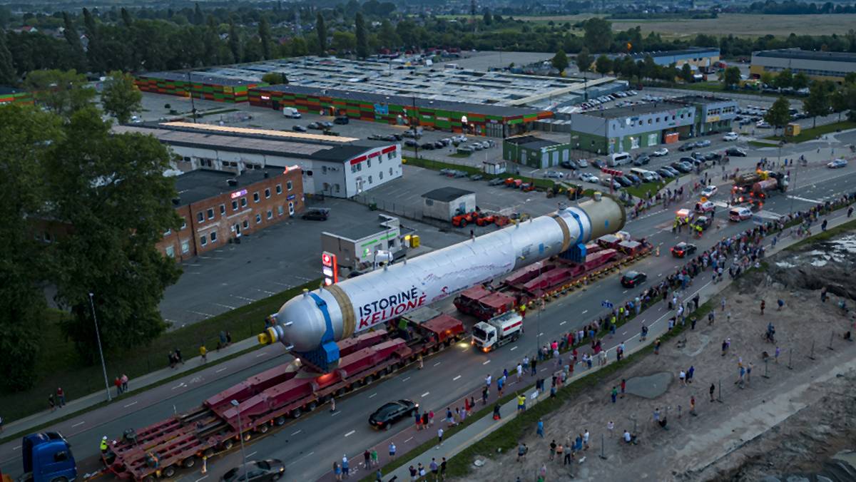 Transport reaktora Orlenu na Litwie