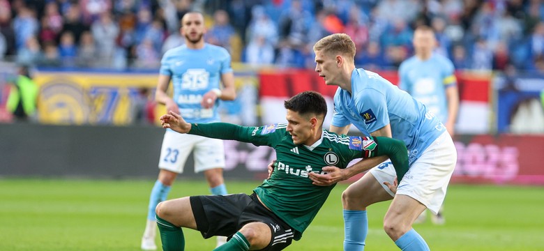Legia karmiła się błędami Ruchu. W finale Pucharu Polski zagra z Pogonią