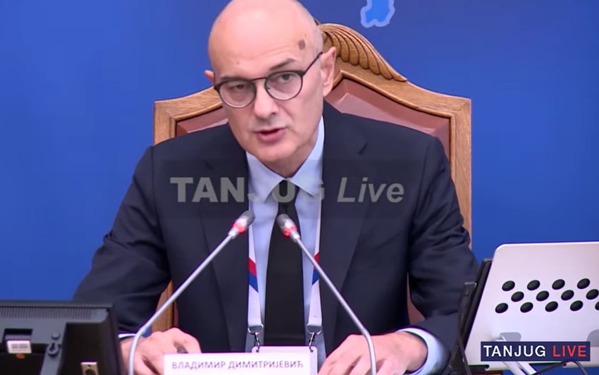 Vladimir Dimitrijević, predsednik RIK-a, na prvoj pres konferenciji tokom izbornog dana