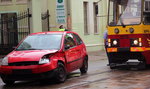 Kolizja na Gdańskiej. Osobówka zderzyła się z tramwajem 