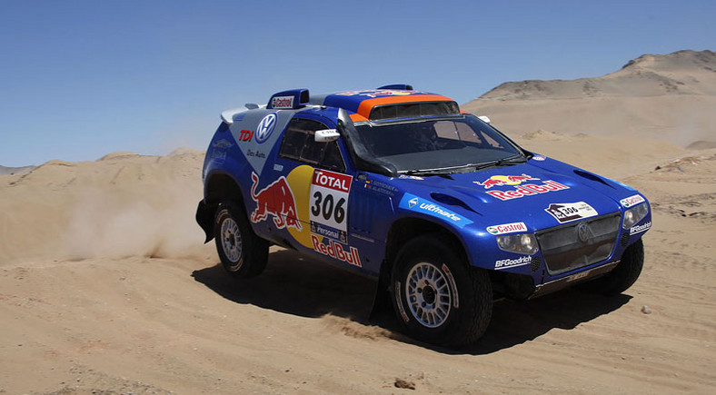 Rajd Dakar 2010: Przygoński już 8, Sonik broni honoru (12. etap na żywo, wyniki, foto)