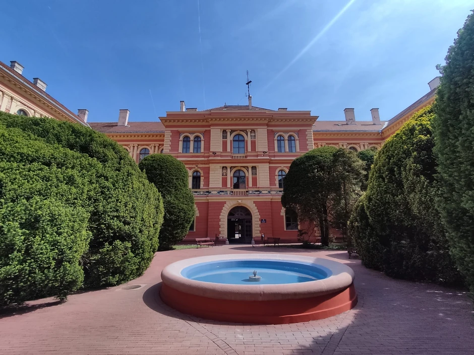 Zgrada Županije, unutrašnje dvorište