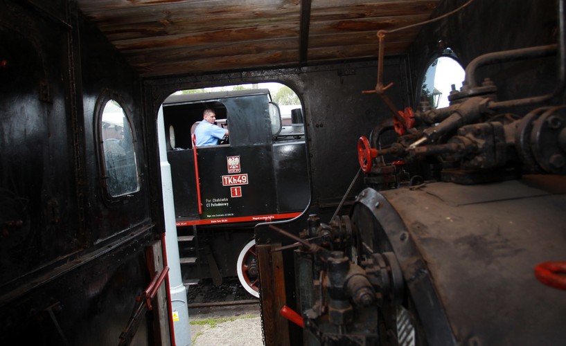 Parowozjada 2014 - Chabówka. Widok z kabiny parowozu. <br><br>fot. (mr) PAP/Grzegorz Momot