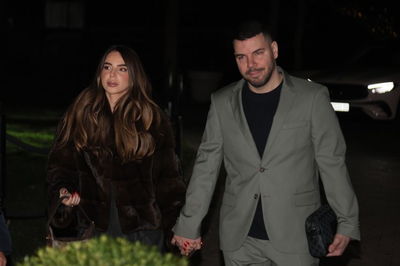 "ŽENA ME TRPI, JER SAM DEČAK U TELU ODRASLOG ČOVEKA" Petar Mitić i Ivana Pavković otkrili sve tajne braka: "Svašta smo prošli zajedno"
