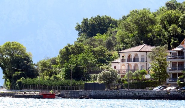 Vila Nikole Mirotića u Crnoj Gori