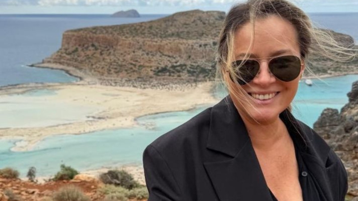 Unde au ajuns Laura Cosoi, soțul și fiica lor Nina, după ce le-a fost anulat zborul spre Italia: „Deloc echipați corespunzător, dar superb”