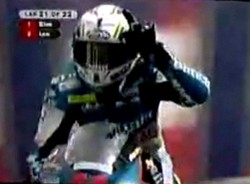 Ten motocyklista to oferma roku