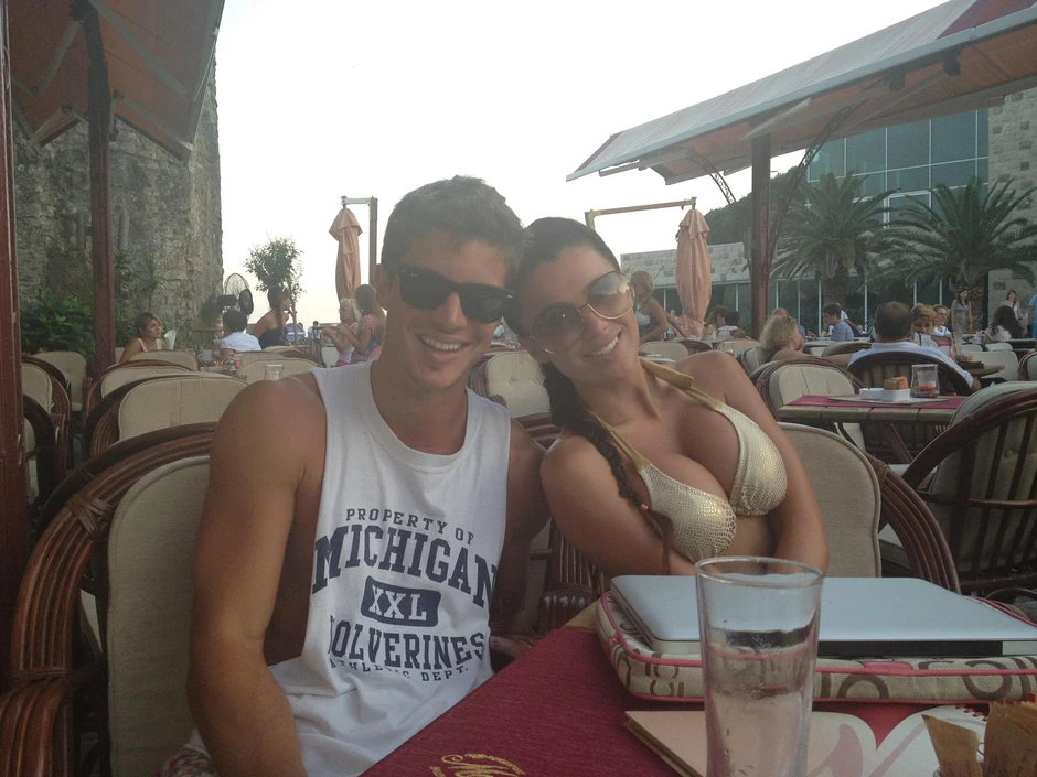 Nikola Šoć sa Stanijom na popodnevnoj pauzi