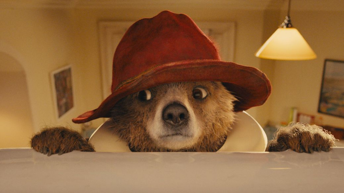 Rozpoczęły się zdjęcia do "Paddingtona 2" Paula Kinga. Pierwsza część przygód rezolutnego misia, wierzącego w zbawienną moc marmoladki, przyciągnęła do polskich kin ponad 600 tysięcy widzów. Druga odsłona paddingtonowych perypetii pojawi się w kinach już w 2017.