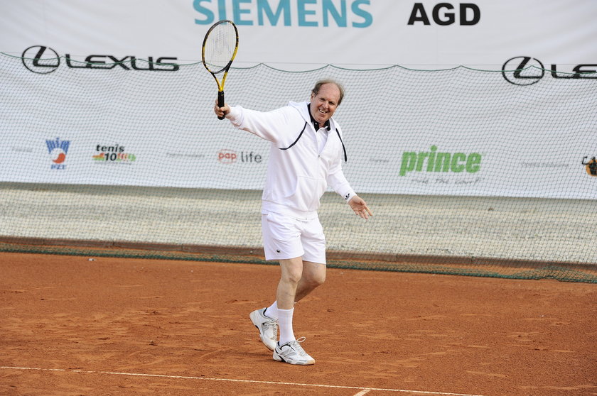 Wojciech Fibak na korcie tenisowym