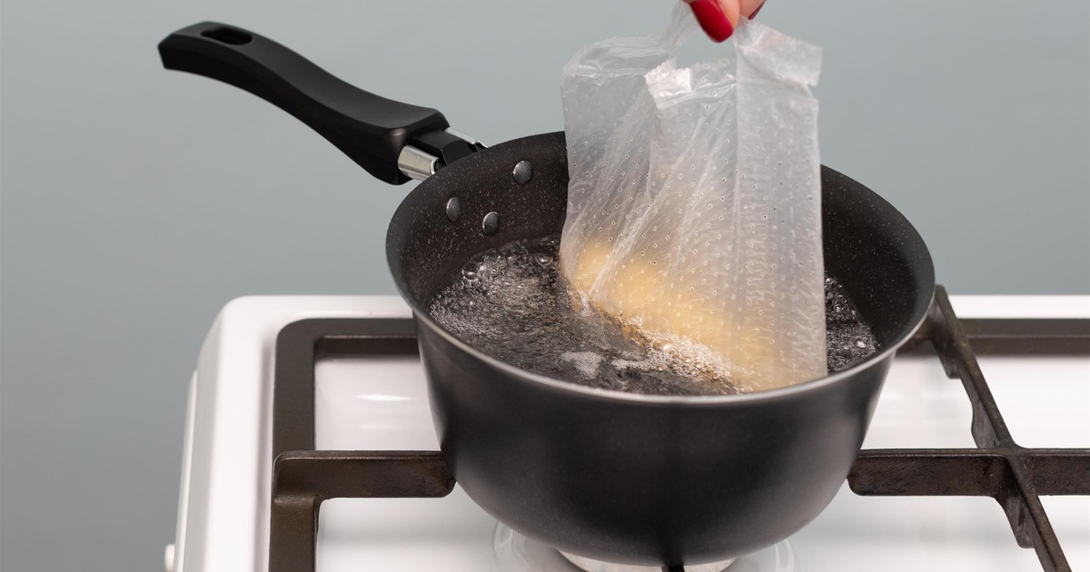 Gdzie wyrzucić woreczek po ryżu? Polacy nagminnie popełniają błąd. Wszystko przez jeden szczegół