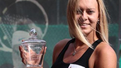 Navratilova és Becker gratulált Gálfinak