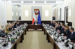 Tusk gotowy na rekonstrukcję. Kto straci tekę ministra?