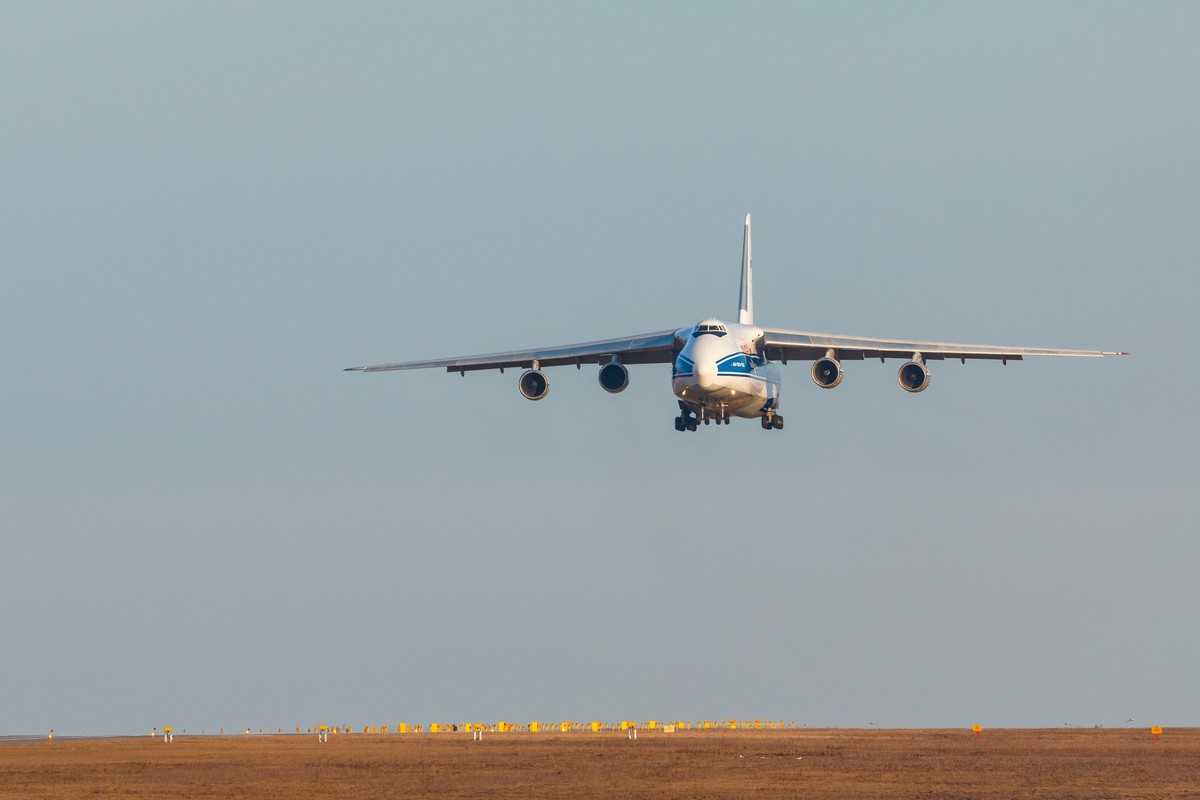 An-124
