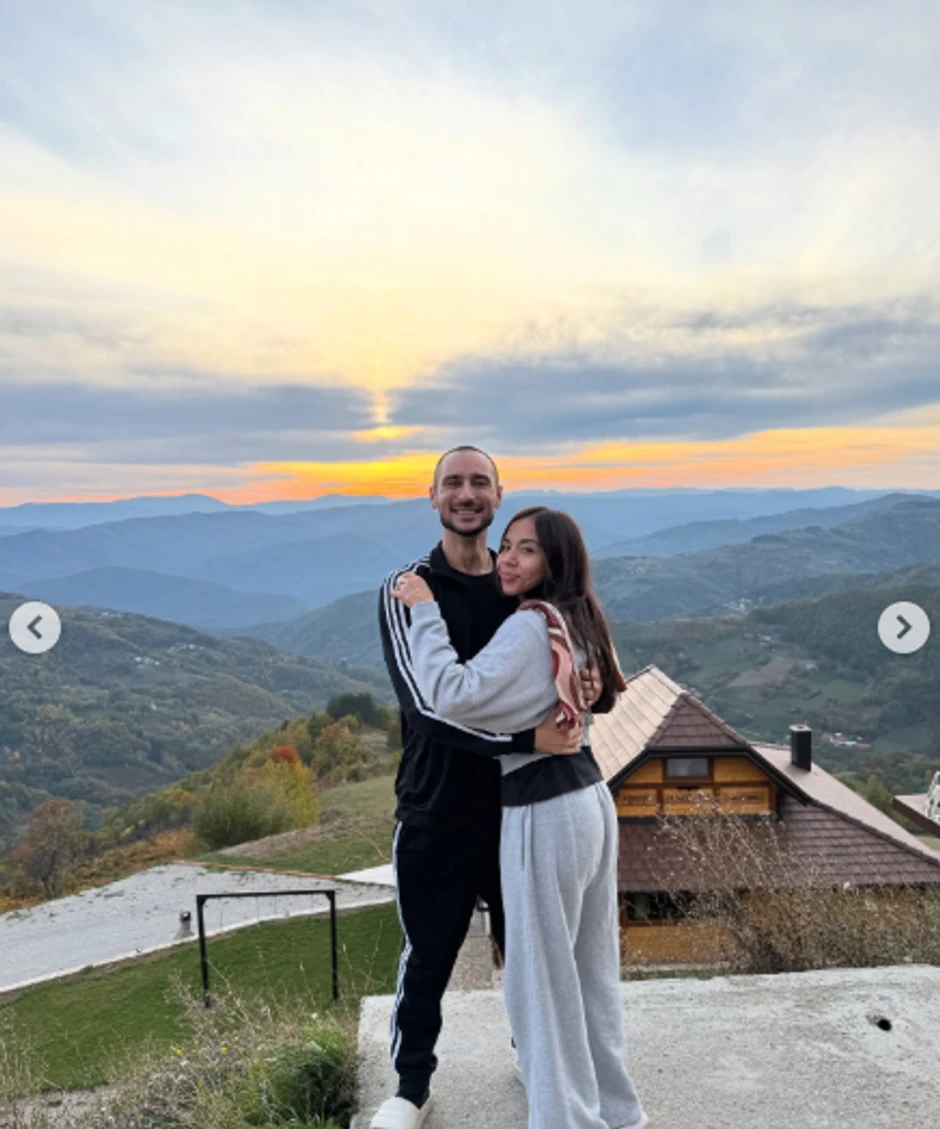 Milan Ponjević sa devojkom