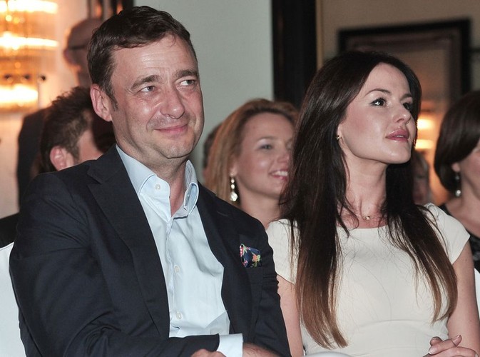 Jacek Rozenek z nową partnerką