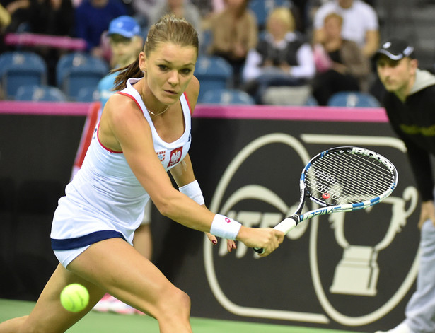 Fed Cup: A. Radwańska przegrała z Kuzniecową