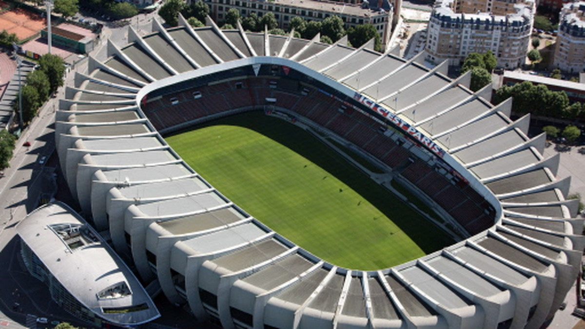 W miejscu obecnego stadionu Parc des Princes w Paryżu nie powstanie nowy obiekt piłkarski. Zgody na taką inwestycję nie wydały władze stolicy Francji.