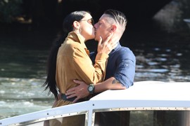 KO JE DRUGI MUŽ ADRIJANE LIME kome je rekla "DA" nakon Jarića? Nalazi se na visokoj funkciji, a ovo je NJEGOVA PRVA ŽENA - u sliku sa SVADBE svi gledaju