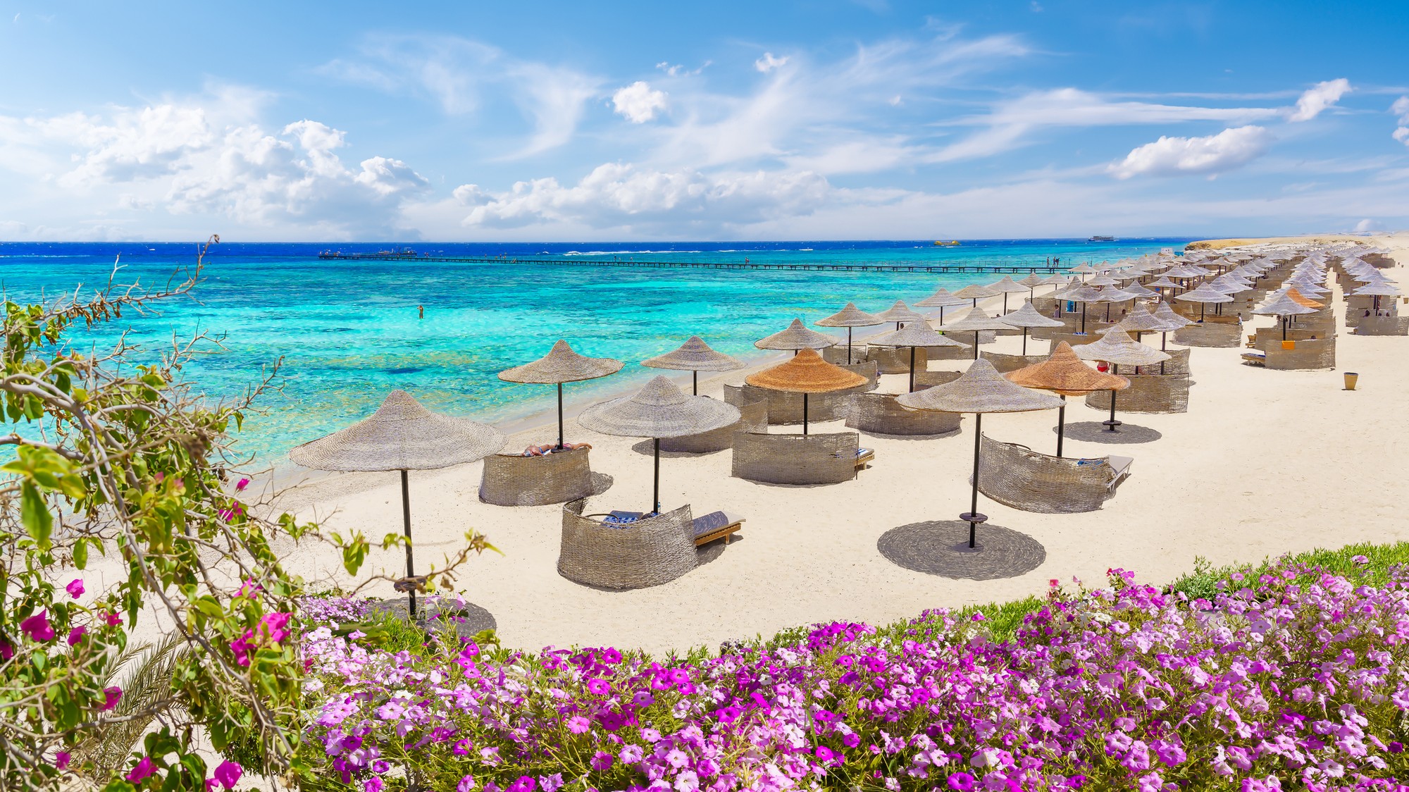Egyptská Hurghada patrí medzi obľúbené dovolenkové destinácie. (ilustračné foto)