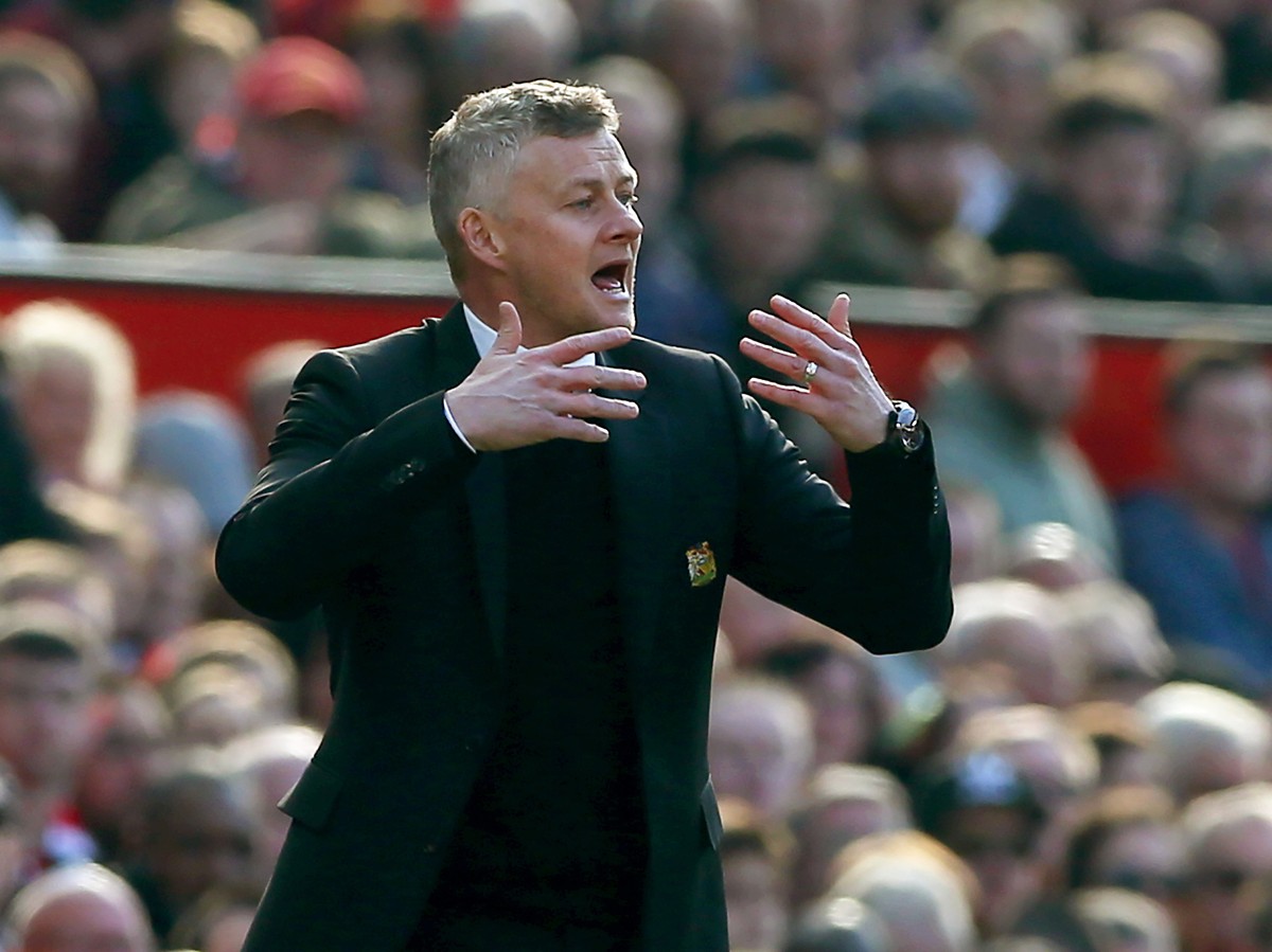 Solskjaer mieszka w hotelu, bo jego luksusowy dom jest wynajęty
