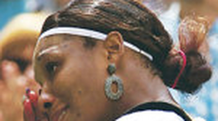 Serena Williams sírva fakadt örömében