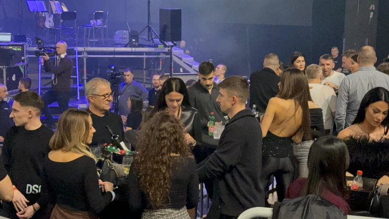 Ćerka Saše Matića na koncertu