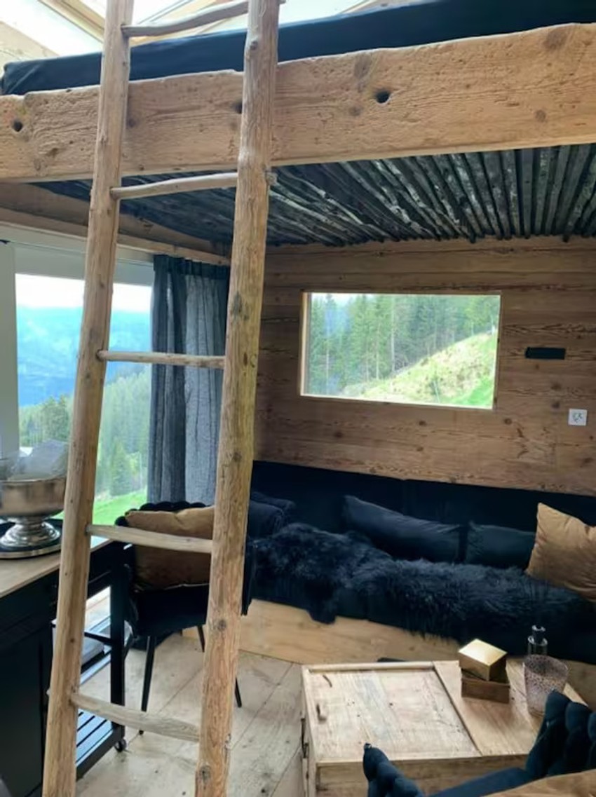 Planinska kuća u Švajcarskoj na prodaju