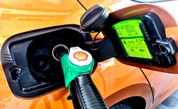 trzęsienie ziemi na stacjach paliw. tyle zapłacisz za benzynę od 2 lutego