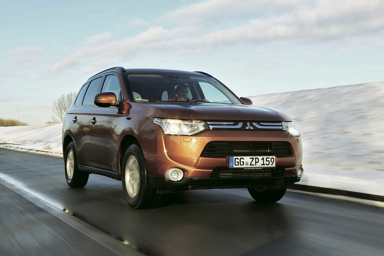 Mitsubishi Outlander kontra Kia Sorento i Hyundai Santa Fe: luksusowe diesle z napędem 4x4