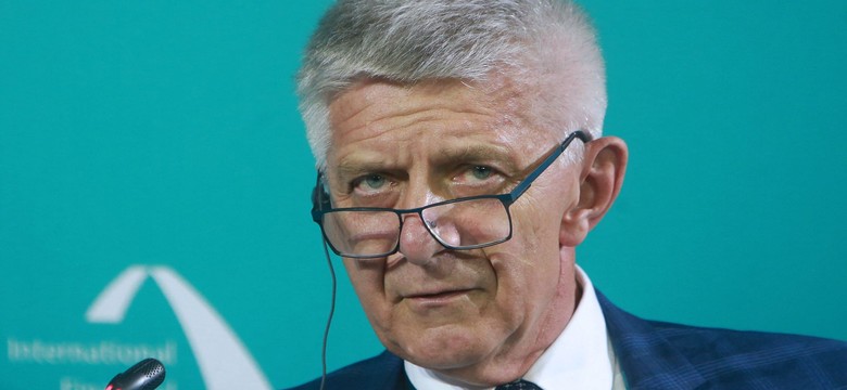 Marek Belka dla DGP: Zamknijmy oczy i wskoczmy do basenu z euro