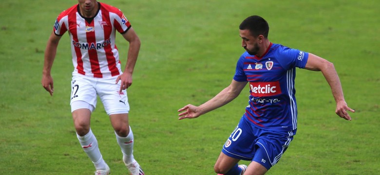 Puchar Polski: Obrońca trofeum kontra debiutant w finale. Lechia czy Cracovia?