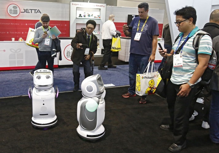 Robot Sanbot na Międzynarodowej Wystawie Elektroniki Użytkowej w 2018 roku w Las Vegas