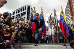 UE nie uznaje już Juana Guaido za tymczasowego prezydenta Wenezueli