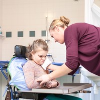 Ápolási díj: az ápoló személyén múlhat a díj összege