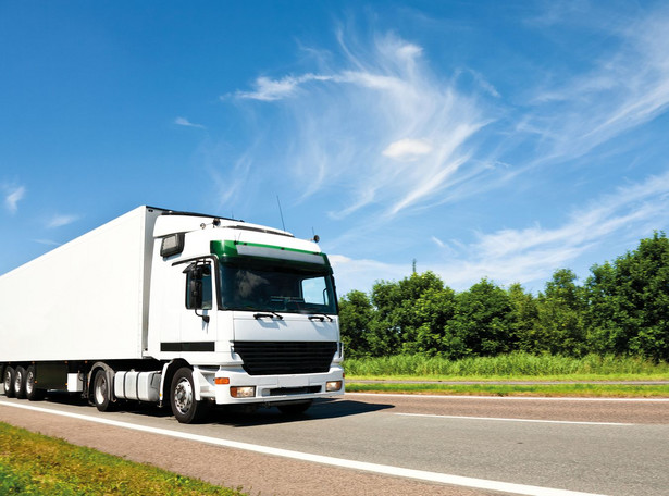 Bogate państwa naciskają na KE, by ograniczyć konkurencję ciężarówek z Polski