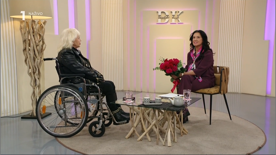 Legendárna speváčka Marika Gombitová a moderátorka Iveta Malachovská v relácii Dámsky klub. 